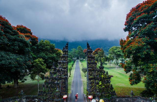 The Handara Gate framing the road into the Bedugul highlands